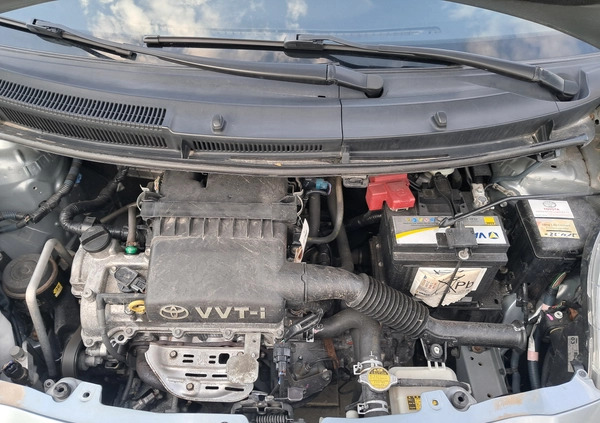 Toyota Yaris cena 15900 przebieg: 189000, rok produkcji 2006 z Kraśnik małe 407